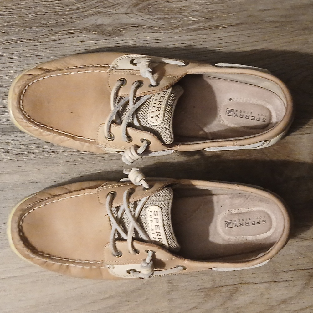 Sperry Beige Leather Boat Shoes